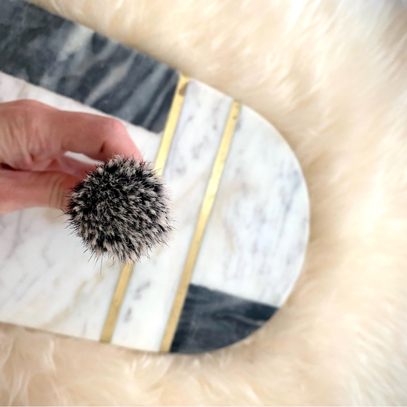 MAC Cosmetics 187S Duo Fiber Pro Makeup Brush - Picture 3 of 3